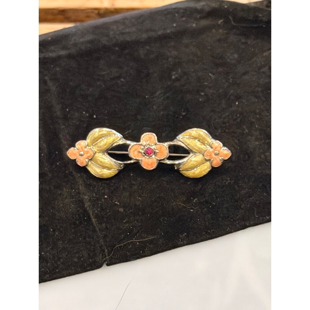 Floral Enamel brooch With Rhinestone Accent In Gift Box - Picture 5 of 7